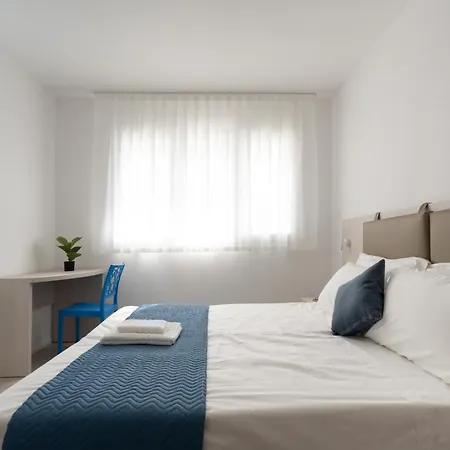 Sumus Smart Apartmanhotel